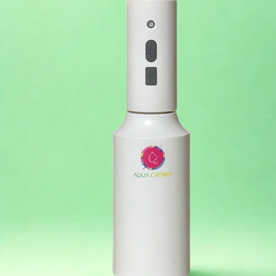 White Spritzer + Green